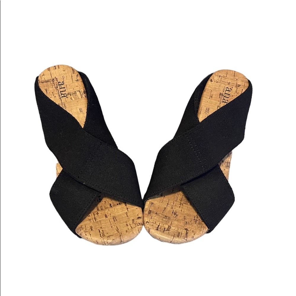 Women’s platform sandals size  8 gently used